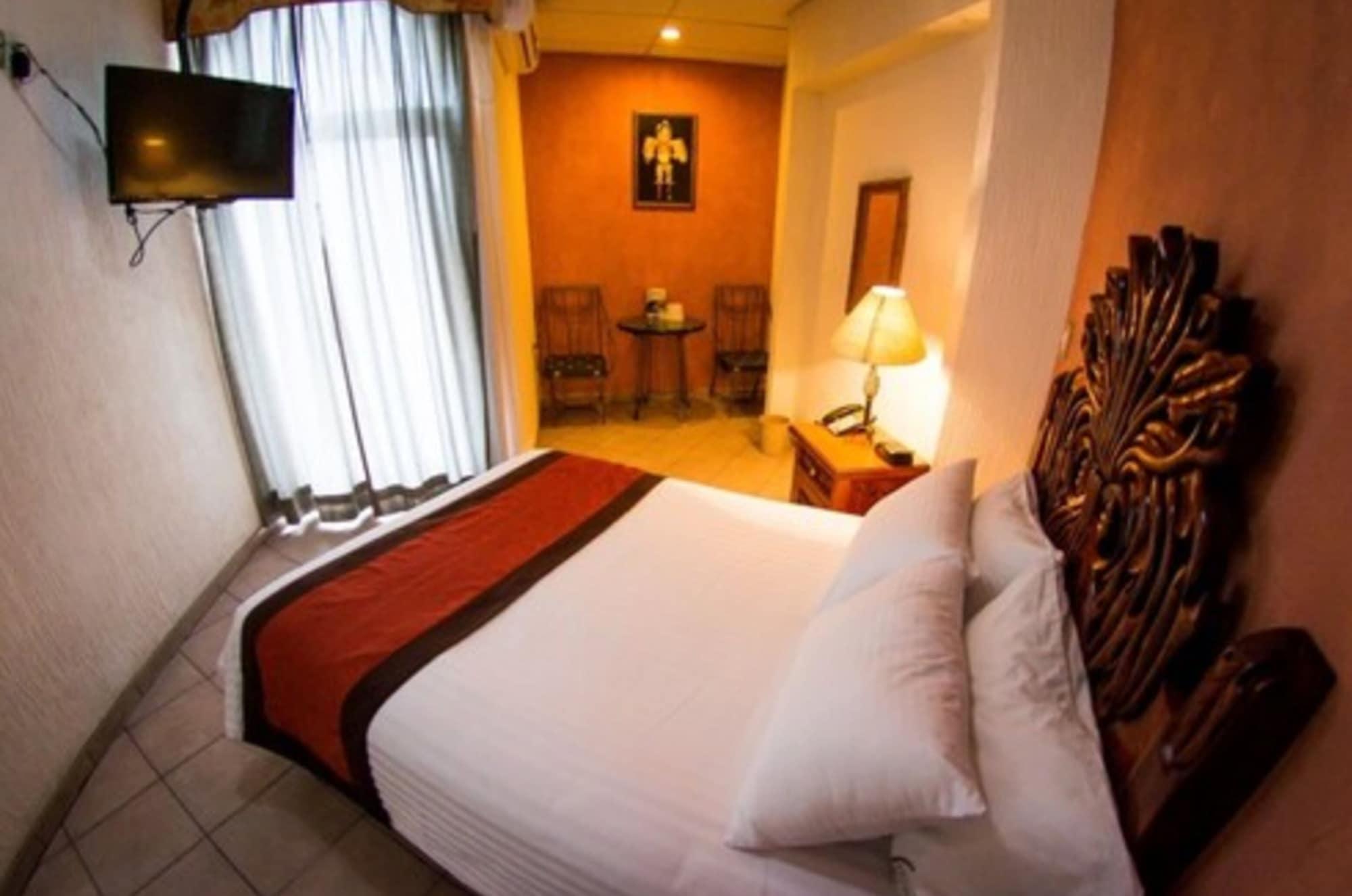 Hotel Real Azteca Boulevard León Exterior foto